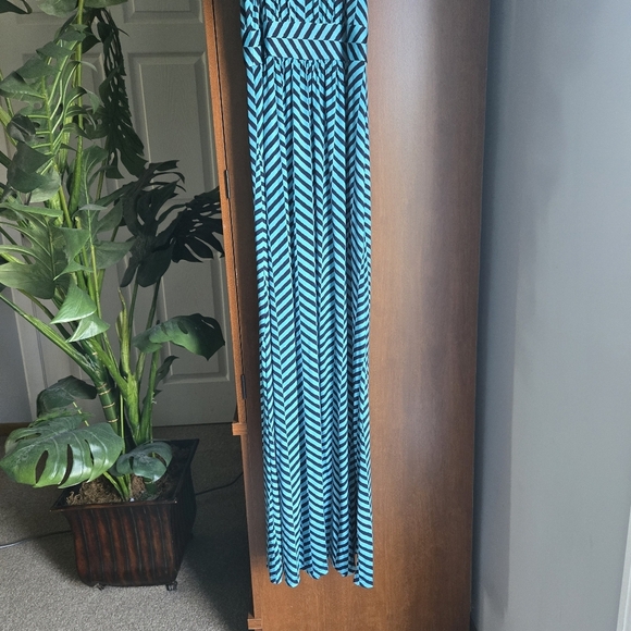 LOFT Blue Maxi Dress with Geometric Pattern - Picture 2 of 4